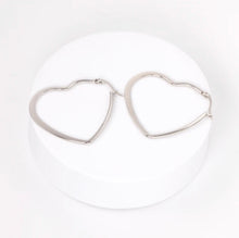Load image into Gallery viewer, Créoles en Coeur - BJewerly